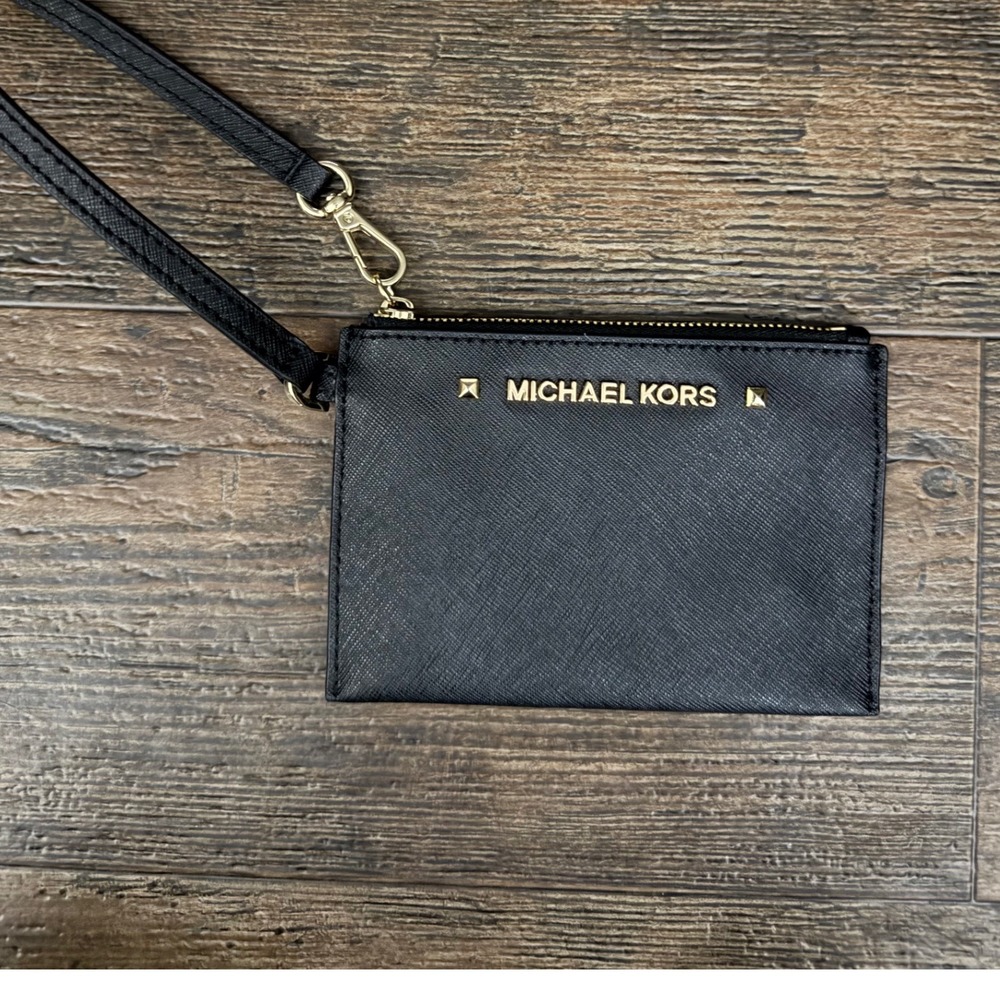 Michael Kors Black Saffiano Leather Zip Card Case Wallet Lanyard